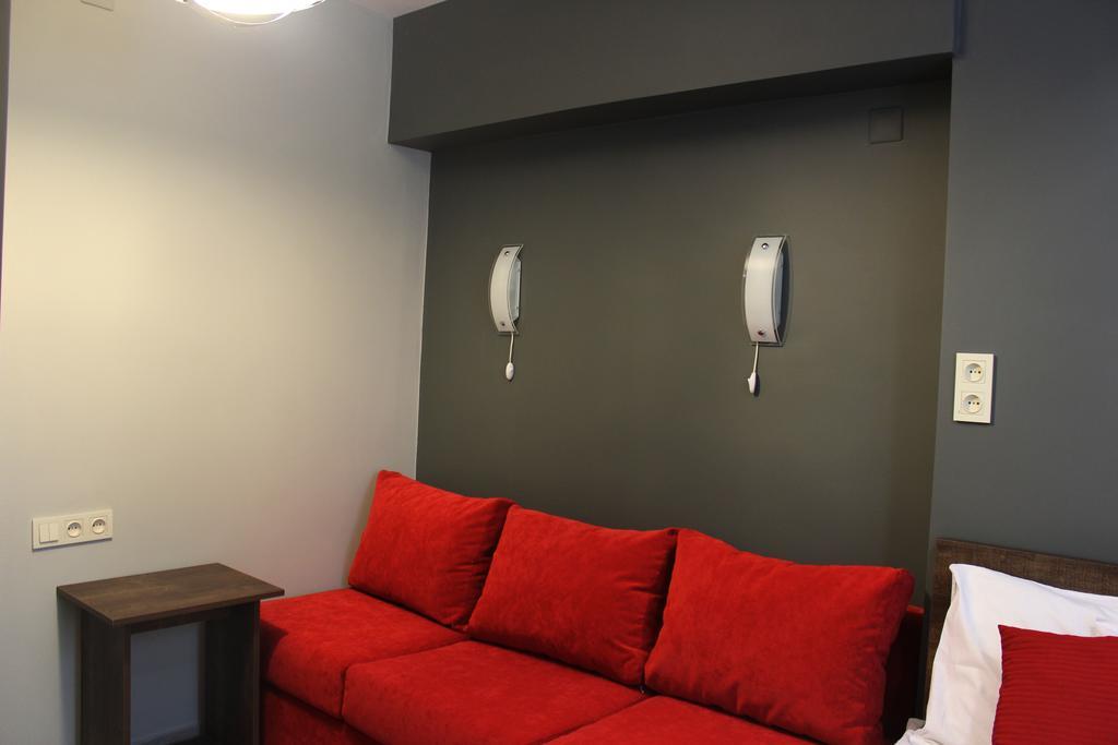 Apartment On The 2nd Floor *